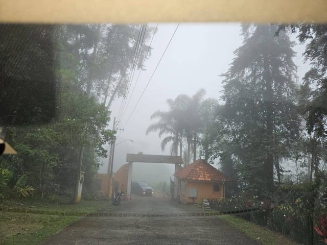 Terreno com 2233m², à venda, no bairro Quarteirão Ingelheim em Petrópolis
