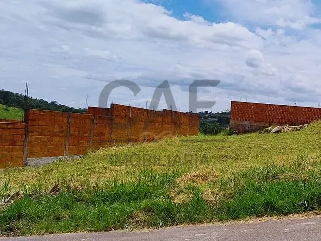 Terreno com 300m², à venda, no bairro Nova Jaguariúna III em Jaguariúna