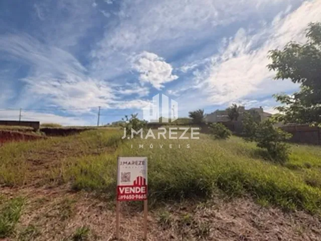 Terreno com 492m², à venda, no bairro Jardim Menegazzo em Apucarana