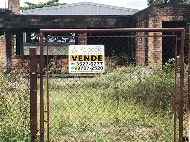 Terreno com 720m², à venda, no bairro Jardim Residencial Doutor Lessa em Pindamonhangaba