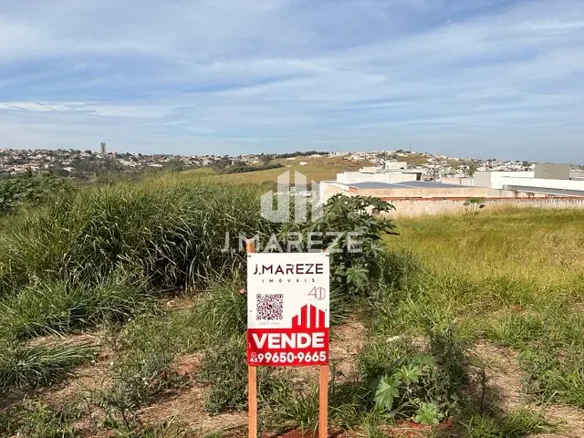Terreno com 345m², à venda, no bairro Jardim Menegazzo em Apucarana