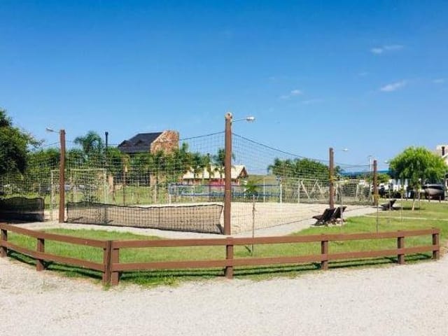 Terreno com 1200m², à venda, no bairro Laranjal em Pelotas