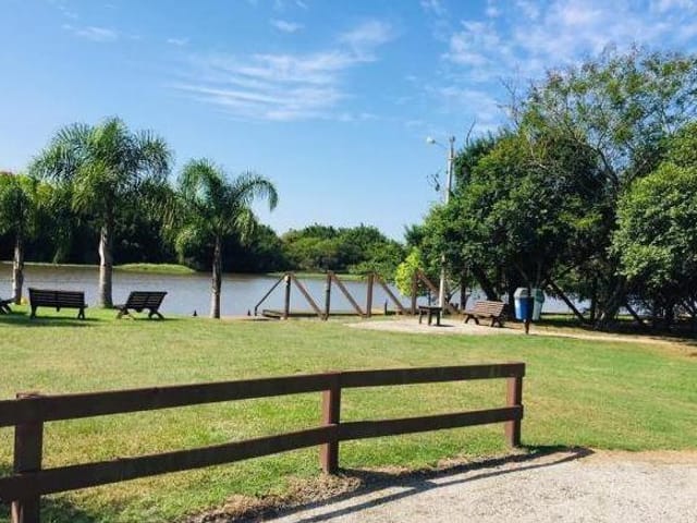 Terreno com 1200m², à venda, no bairro Laranjal em Pelotas