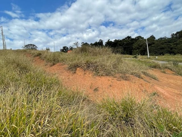 Terreno com 280m², à venda, no bairro Loteamento Sierra em Extrema