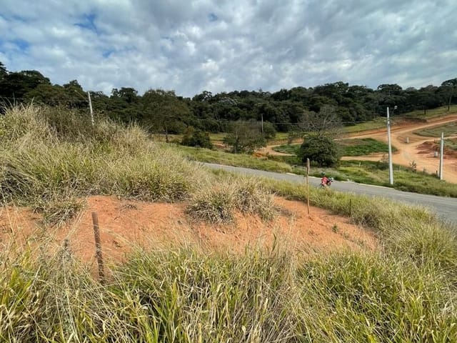 Terreno com 280m², à venda, no bairro Loteamento Sierra em Extrema
