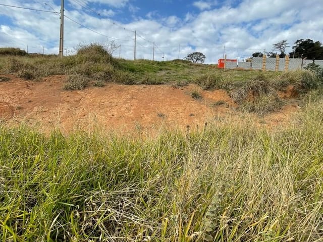 Terreno com 280m², à venda, no bairro Loteamento Sierra em Extrema