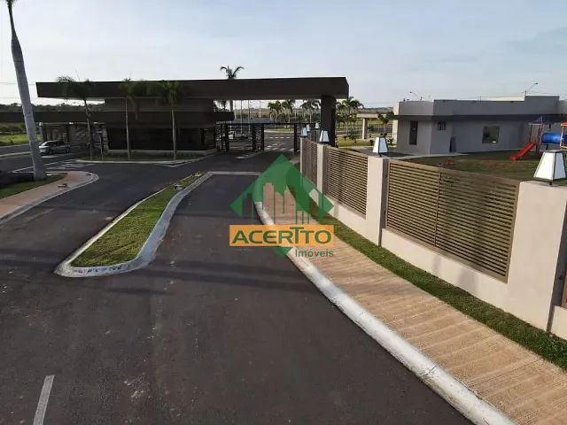 Terreno com 330m², à venda, no bairro Alvorada em Araçatuba