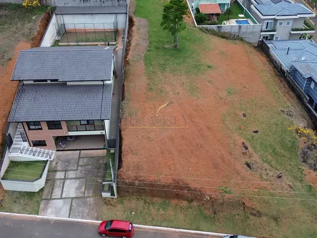 Terreno com 632m², à venda, no bairro Mirante do Cachoeira em Piracaia