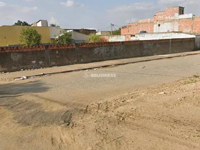 Terreno com 540m², à venda, no bairro Parque Aurora em Campos dos Goytacazes