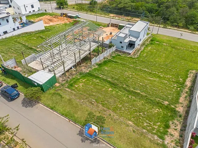 Terreno com 380m² 1 quarto e 1 banheiro, à venda, no bairro Loteamento Residencial Rio das Flores em Itatiba