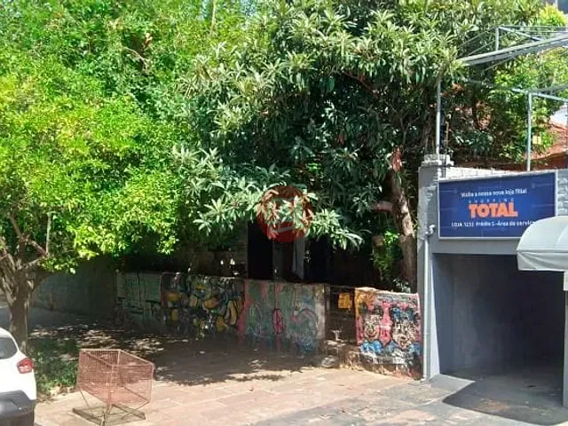 Terreno com 143m², à venda, no bairro Auxiliadora em Porto Alegre