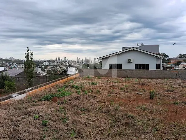 Terreno com 360m², à venda, no bairro Paraíso em Chapecó