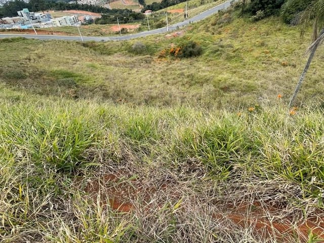 Terreno com 200m², à venda, no bairro Loteamento Sierra em Extrema