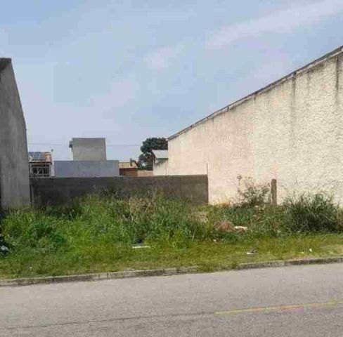 Terreno com 371m², à venda, no bairro Parque Santo Antônio em Campos dos Goytacazes