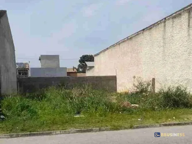 Terreno com 371m², à venda, no bairro Parque Santo Antônio em Campos dos Goytacazes