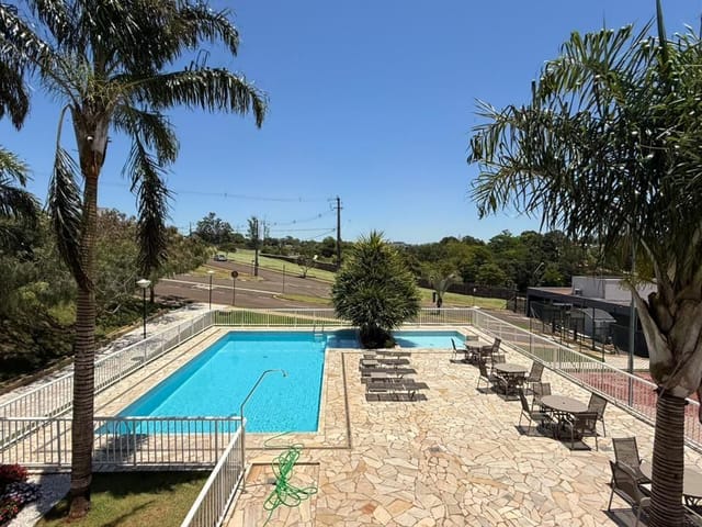 Terreno com 313m², à venda, no bairro Jardim Tarobá em Cambé