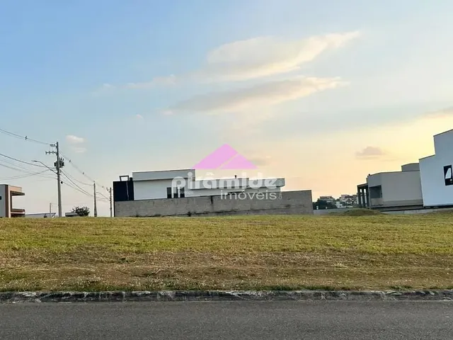 Terreno com 500m², à venda, no bairro Parque Residencial Maria Elmira em Caçapava