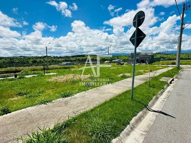 Terreno com 710m², à venda, no bairro Campos Elíseos em Taubaté