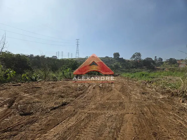 Terreno com 2977m², à venda, no bairro Vila São Pedro em São José dos Campos