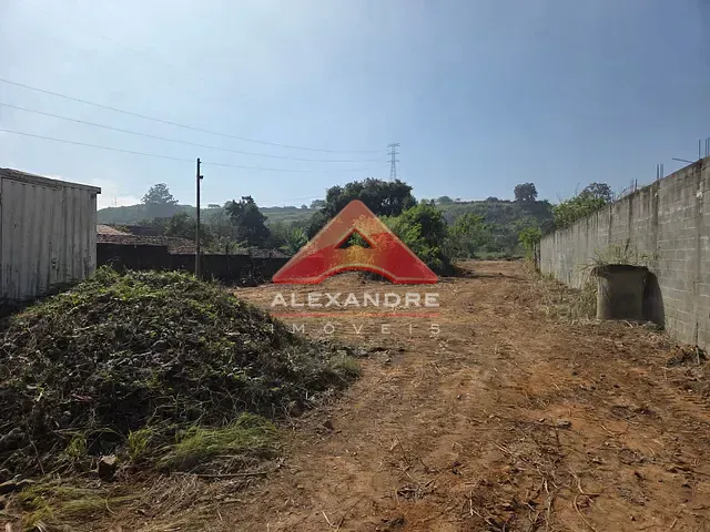 Terreno com 2977m², à venda, no bairro Vila São Pedro em São José dos Campos