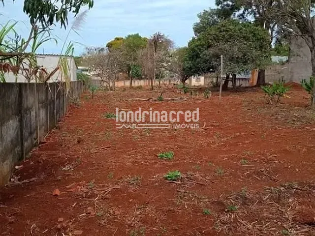 Terreno com 2640m², à venda, no bairro Vila Passos em Arapongas
