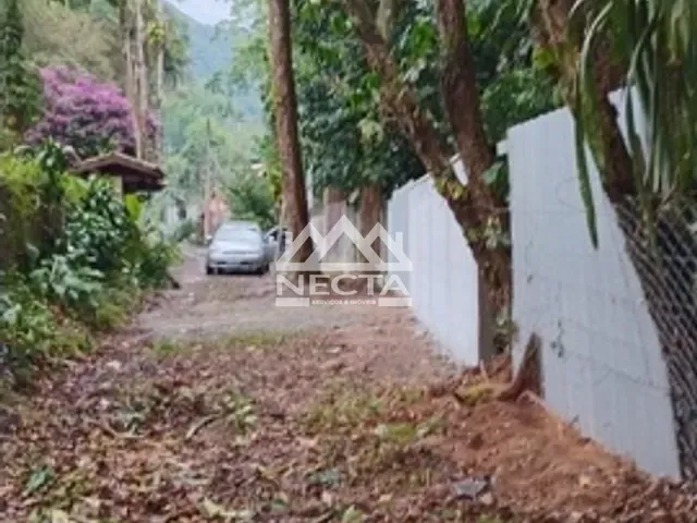 Terreno com 1642m², à venda, no bairro Boiçucanga em São Sebastião