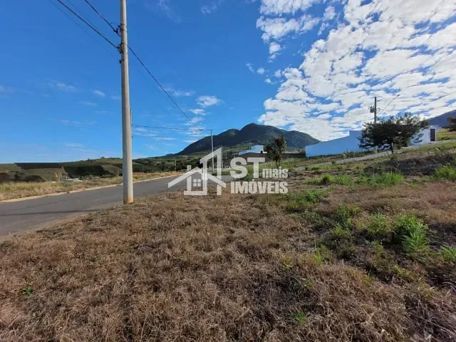 Terreno com 287m², à venda, no bairro Alto da Bela Vista em Andradas