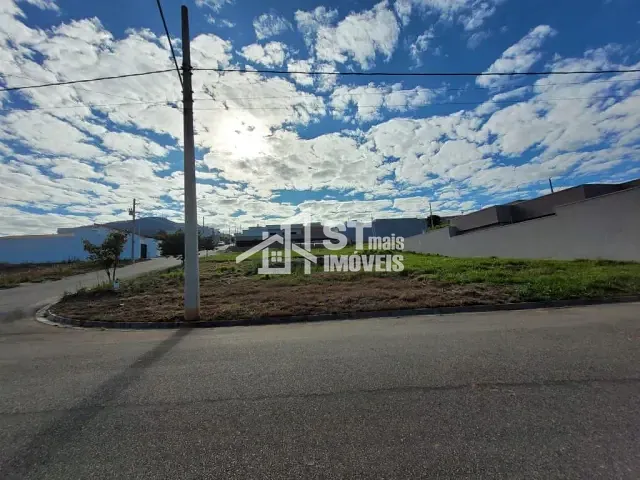 Terreno com 287m², à venda, no bairro Alto da Bela Vista em Andradas