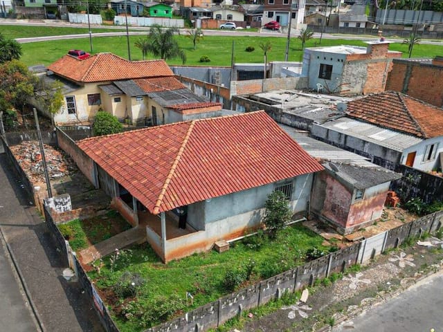 Terreno com 400m², à venda, no bairro Uvaranas em Ponta Grossa