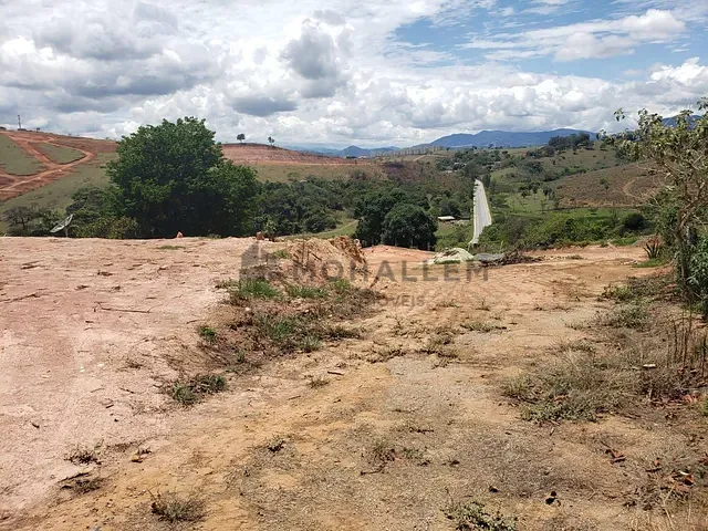 Terreno com 2000m², à venda, no bairro Cafona em Itajubá