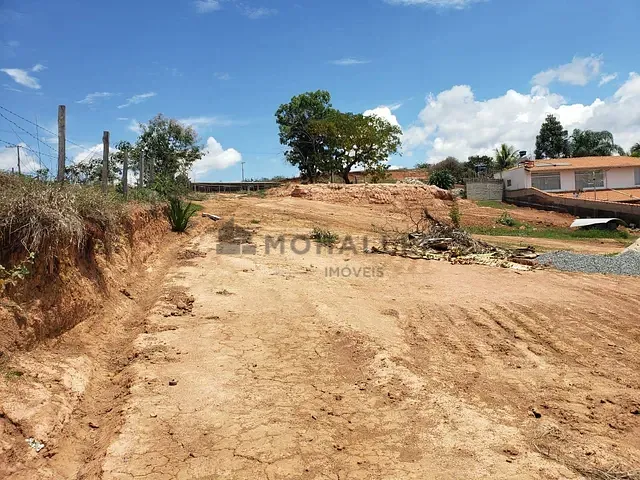 Terreno com 2000m², à venda, no bairro Cafona em Itajubá