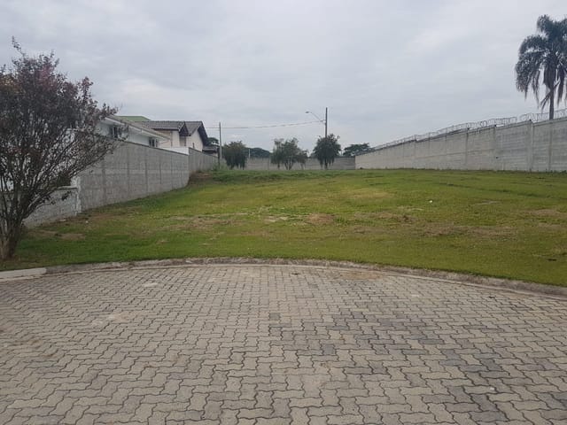 Terreno com 526m², à venda, no bairro Veredas dos Manacás em Pindamonhangaba