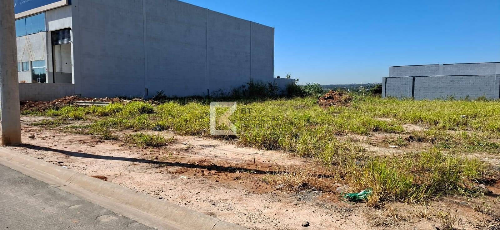 Terreno, 615 m² - Foto 1