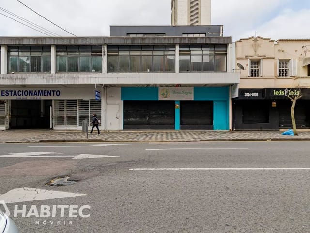 Terreno com 683m², à venda, no bairro Centro em Curitiba