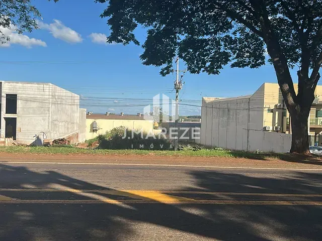 Terreno com 732m², à venda, no bairro Loteamento Industrial Leomil em Apucarana