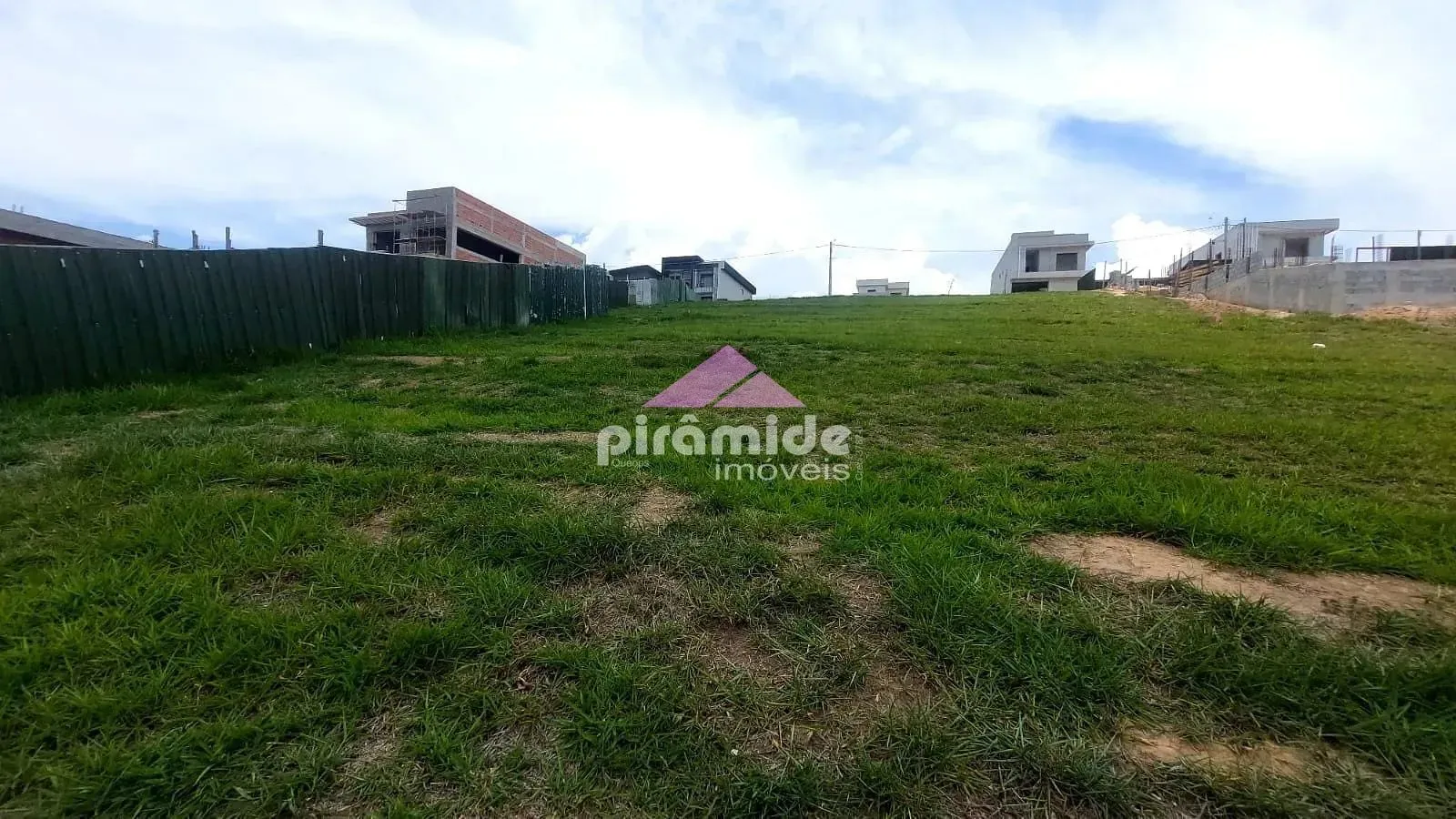 Terreno, 330 m² - Foto 1