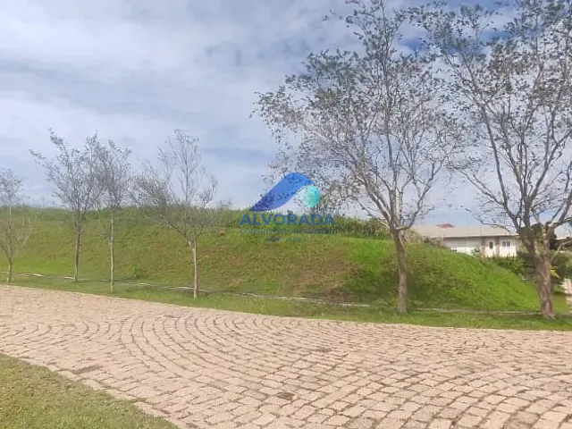 Terreno com 1316m², à venda, no bairro Espelho D água em São José dos Campos