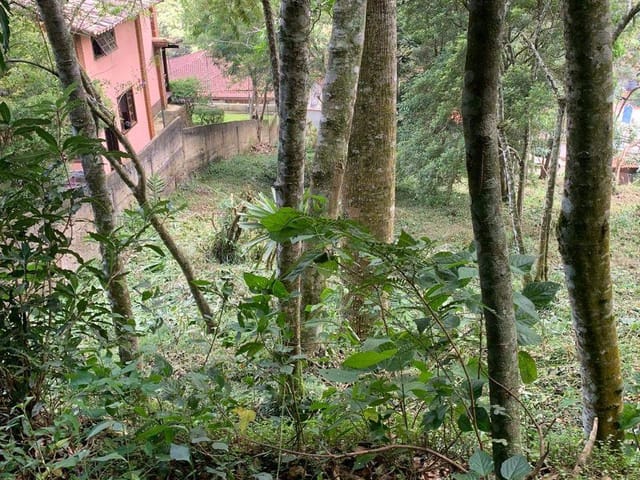 Terreno com 129m², à venda, no bairro Retiro em Petrópolis