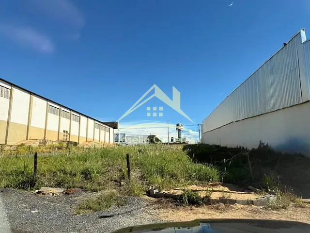 Terreno com 1440m², à venda, no bairro Santa Isabel em Várzea Grande