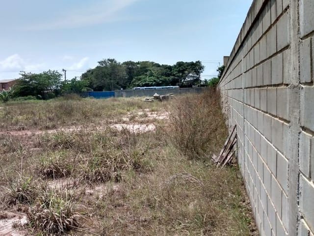 Terreno com 5000m², à venda, no bairro Lagomar em Macaé