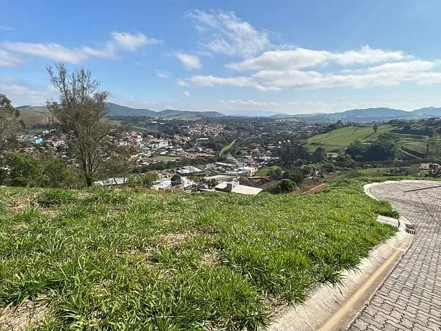 Terreno com 360m², à venda, no bairro Mote Cristo em Piracaia