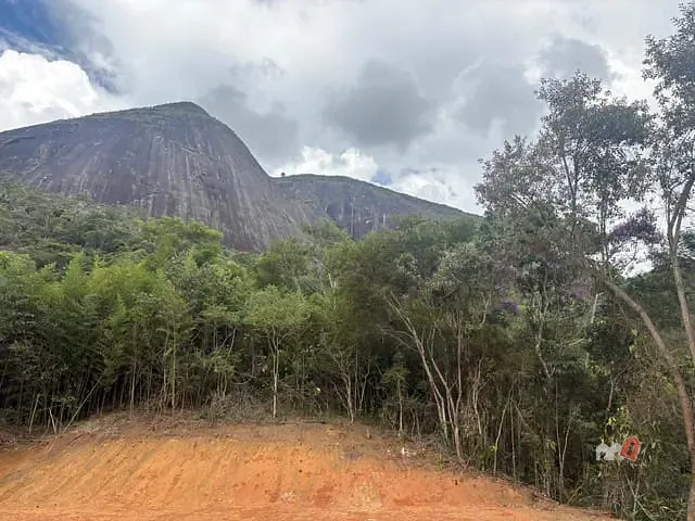 Terreno com 20000m², à venda, no bairro Itaipava em Petrópolis