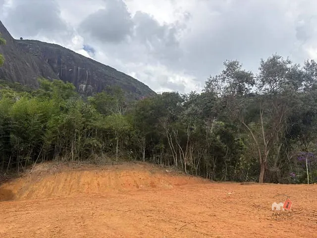 Terreno com 20000m², à venda, no bairro Itaipava em Petrópolis