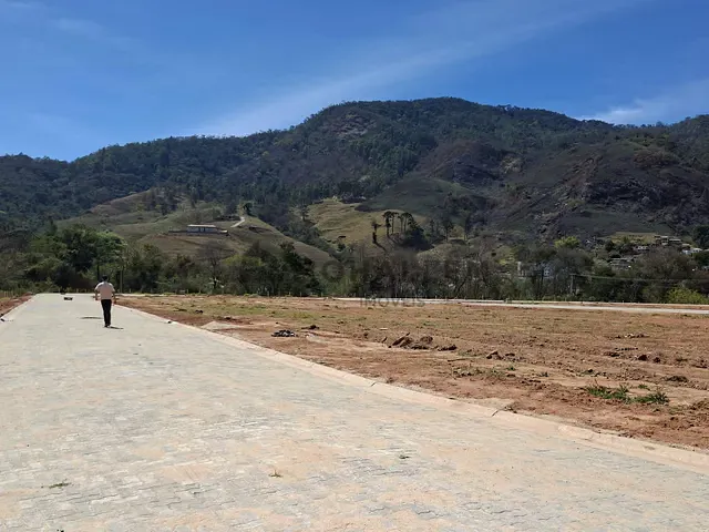 Terreno com 160m², à venda, no bairro Santa Rosa em Itajubá