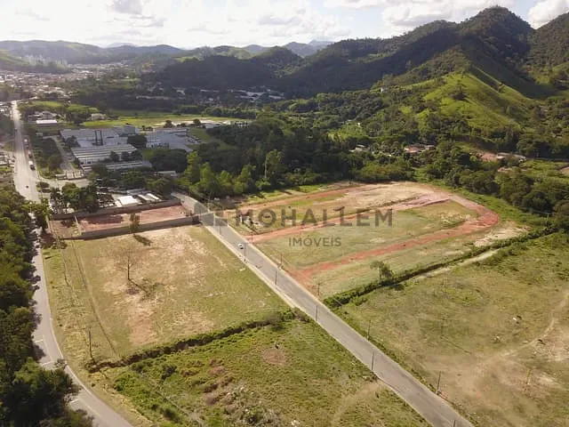 Terreno com 160m², à venda, no bairro Santa Rosa em Itajubá