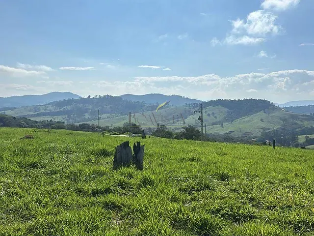 Terreno com 355m², à venda, no bairro Monte Cristo em Piracaia