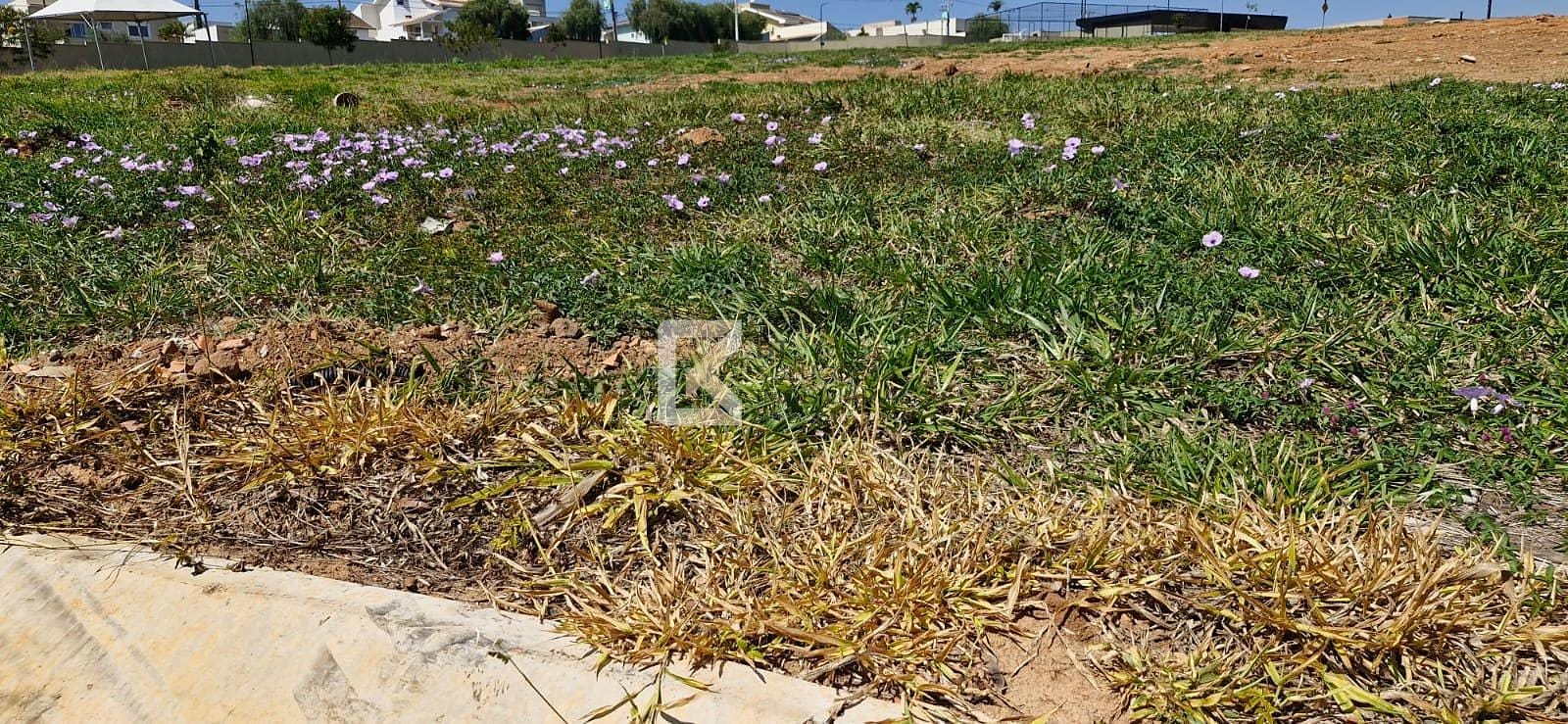 Terreno à venda, 10m² - Foto 1