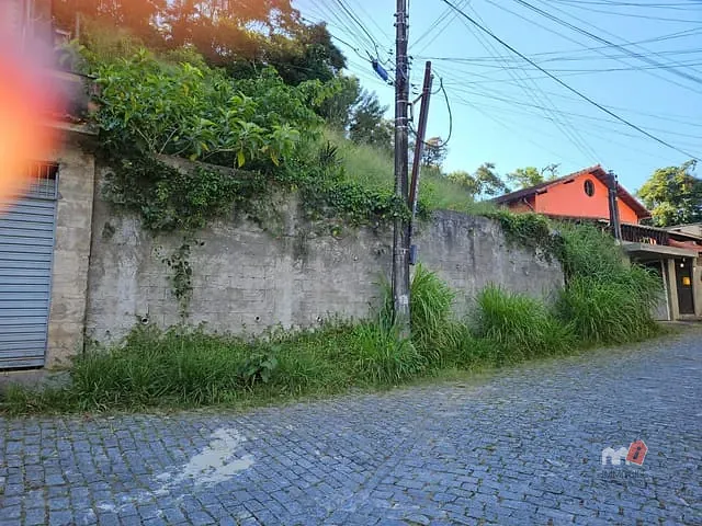 Terreno à venda, no bairro Quarteirão Ingelheim em Petrópolis