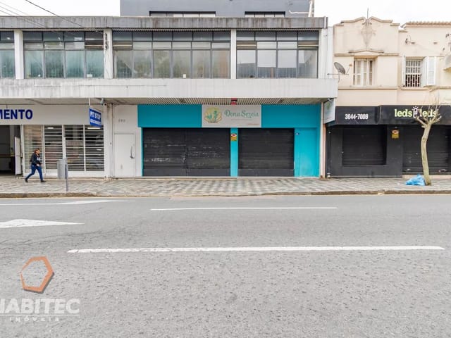 Terreno com 796m², à venda, no bairro Centro em Curitiba