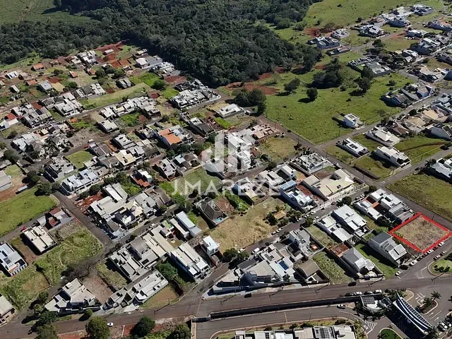 Terreno com 596m², à venda, no bairro Residencial Florais do Lago em Apucarana
